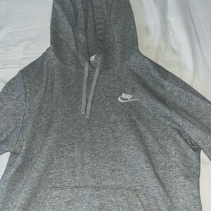 Nike sportswear club fleece pullover hoodie
